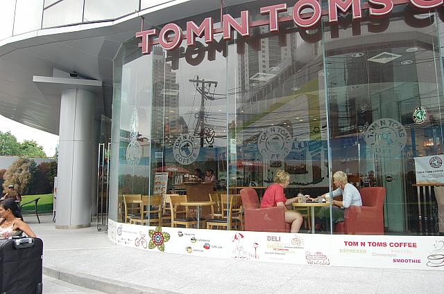 韓国発の人気カフェがバンコクに！プラティナム・ファッションモールでどっさり買い物をしたあとはカフェでゆっくり。