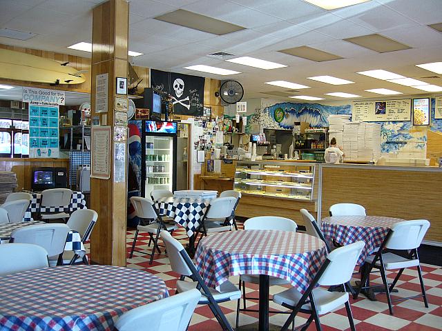 地元紙ホノルル・アドバタイザーの読者投票によって選ばれる「ベスト・オブ・ザ・ベスト」賞のピザ部門を3年間連続受賞！