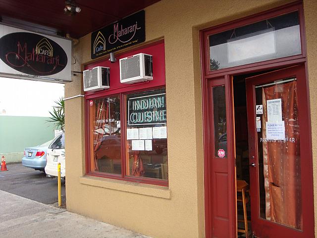 本格的なカレーが食べたくなったら、インド料理のレストランでチャレンジ！