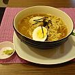 ワサビラーメンです。大根おろしが入っており、ワサビはお好みで好きな量を入れれます。