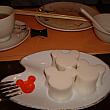 このココナツプリンはおいしかったけど、飲茶はイマイチ。