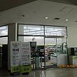 目印のファミマ改め「CU」、店は左手奥