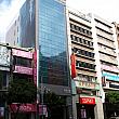 MRT中山駅出て、30秒。