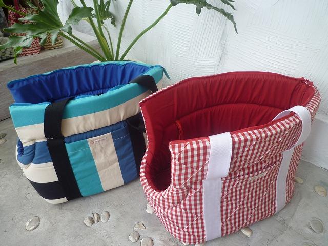 ワンちゃんのキャリー・バッグ　33万8000ルピア