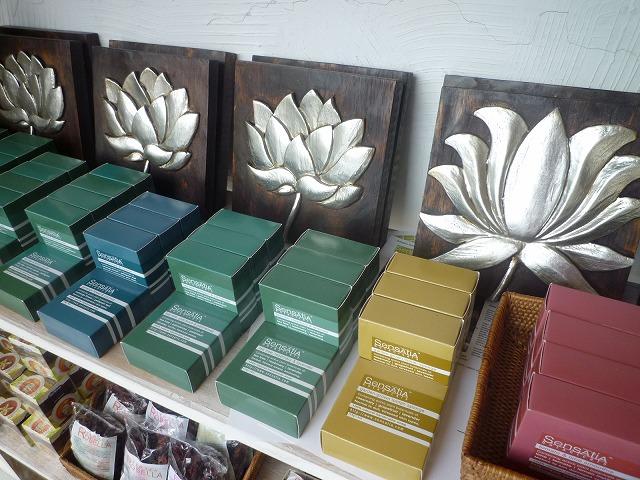 センセイシャの石鹸　3万2000～6万3000ルピア