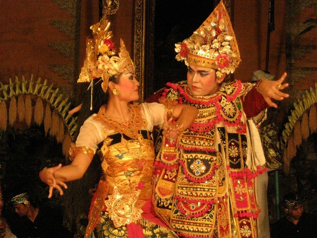 王子と姫の恋の踊り