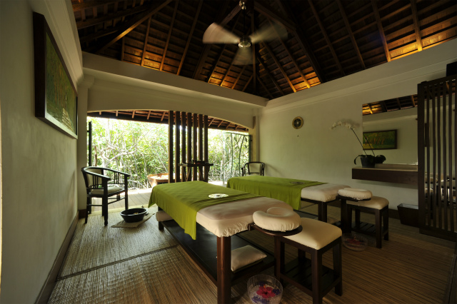 カップル・ルーム（マングローブ側）