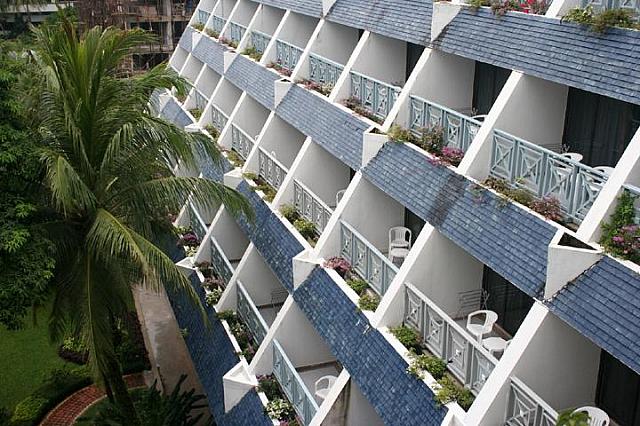 客室棟は、
とっても特徴のある建物です。 