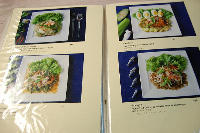 写真付きなので指差し注文OK！