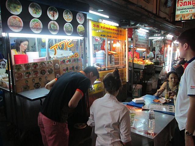 シーフード屋台 40バーツ〜