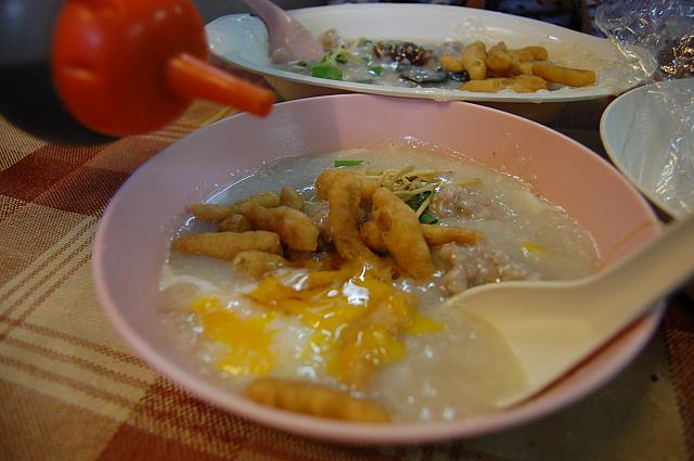 一口食べたあとはお好みで味付けを・・・