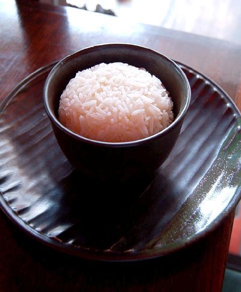 ※白ご飯は一杯30バーツです。