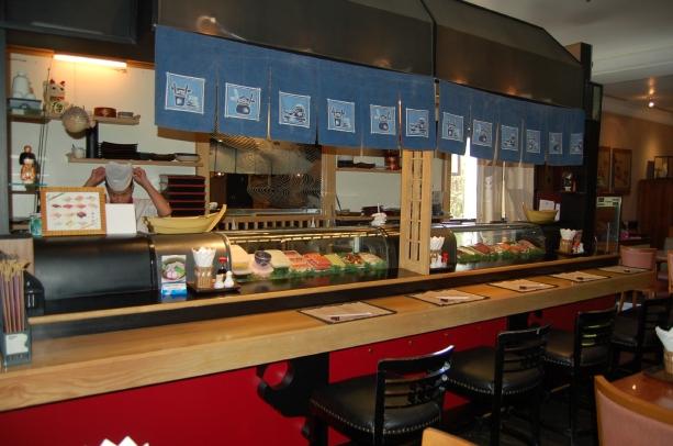日本食店ではお酒も飲めます