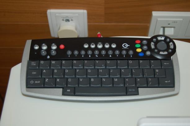 テレビゲームのコントローラー