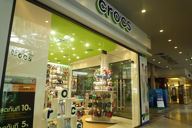 「crocs」みっけ！