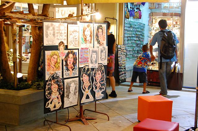 アーティストによる似顔絵は世界に一つだけの思い出です