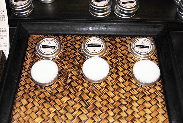 こだわりのスクラブは4種類（写真はテスター）