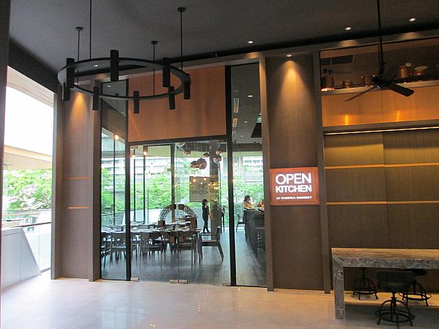 人気ダイニングOPEN KITCHEN S’