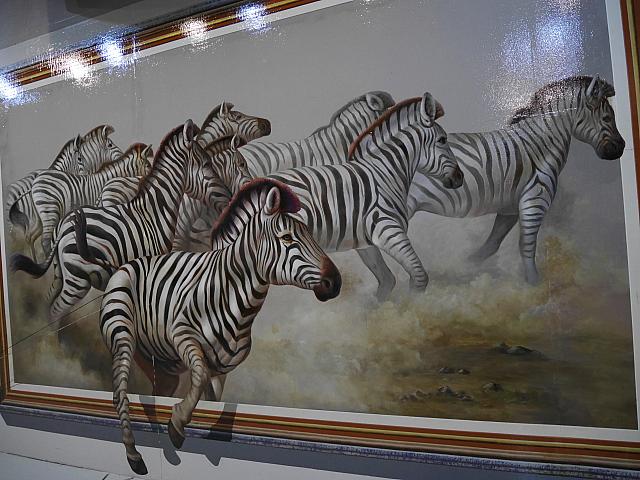 今にも飛び出しそうな絵画