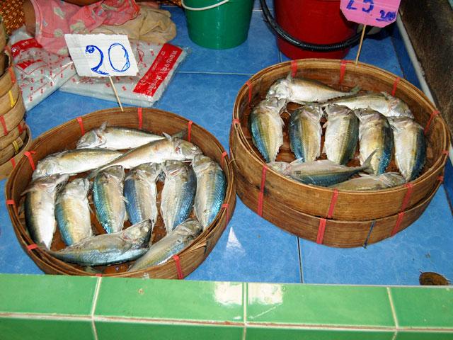 微妙に値段が違います