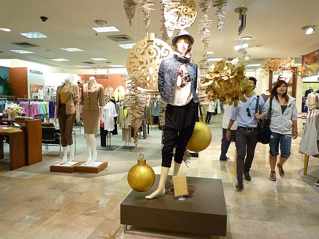 やさしい価格設定でもはやりのトレンドはがっちりキャッチ！