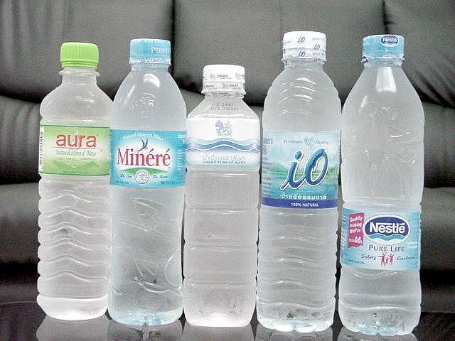 種類の豊富な水は安いものだと16.5円から