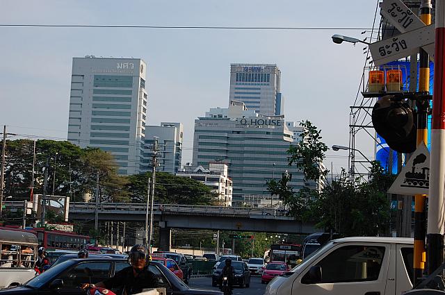 ペッチャブリー駅
