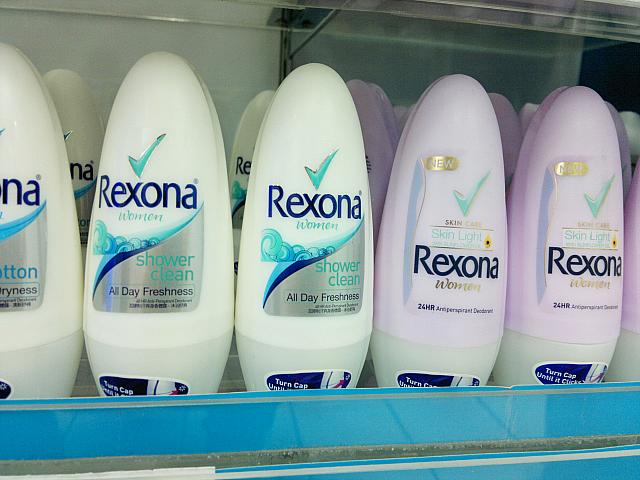 日本でも見かけるブランドですが、タイで買うとより安い気がします。