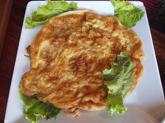 卵好きな私のオーダーです　またまた　タイ風オムレツ