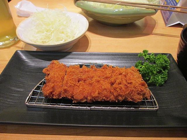 注文したのはヒレカツ定食