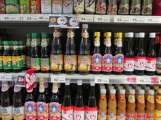 ナンプラーを入れると料理がタイ風に