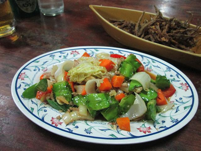 野菜料理がおいしいオープンキッチン