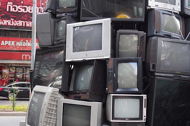 テレビが一杯。モニターには何が映るのでしょうか