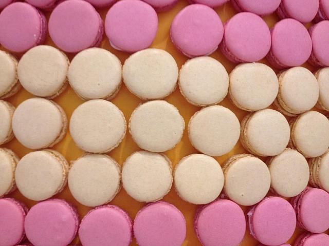 実は、ラデュレの特製マカロンで作ったツリー