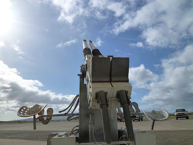 コレって、空の敵機めがけて、ガガガガガ・・・ってヤツですよね。