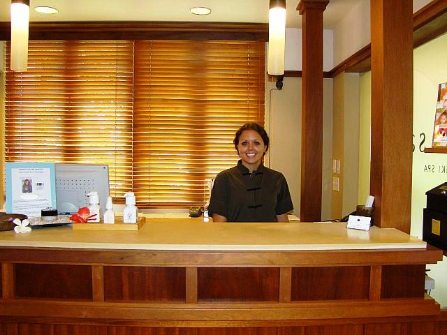 予約時間の20分前には受付けをお願いします