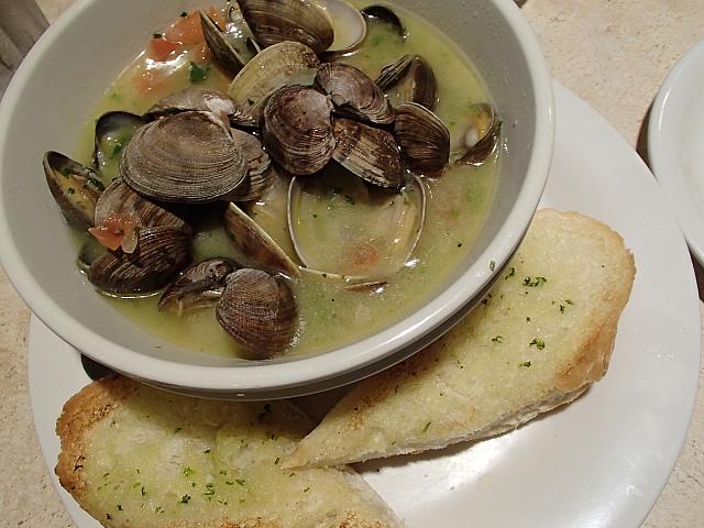 ニコズ・スティームド・クラム