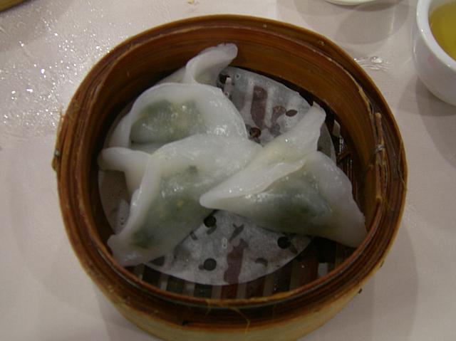 ほうれん草の蒸し餃子。しっかりした味
