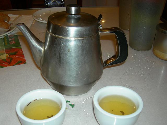 ジャスミン茶なので、おいしい～♪