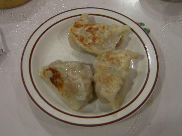 焼き餃子。こってりウマイ