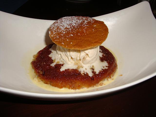 キャラメルブレッドプディング $10