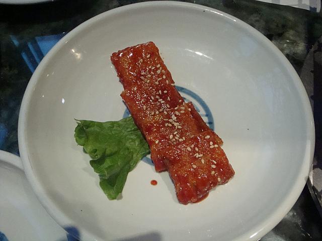 ごぼうを平たくしてカリカリに焼いたもの