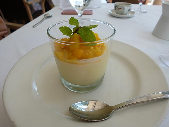 マンゴーのパンナコッタ