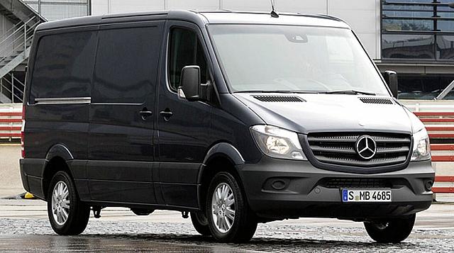 車両は人数により異なります