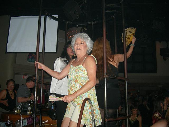 踊りに年齢は関係ありまセン