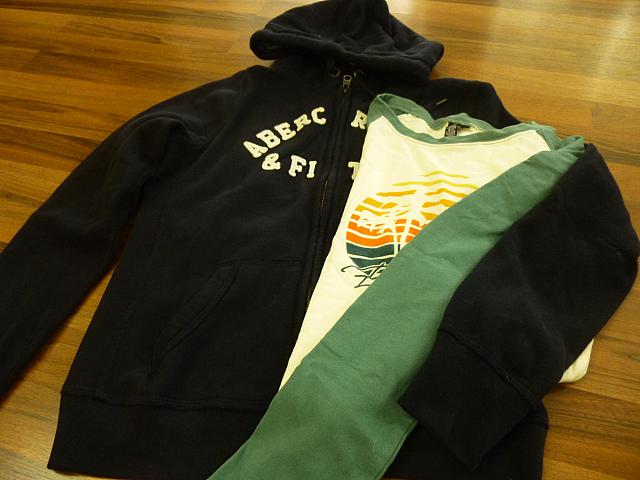便利な長袖や羽織物