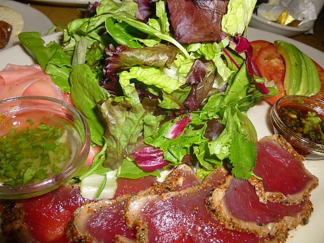 やっぱりアヒが食べたくなります