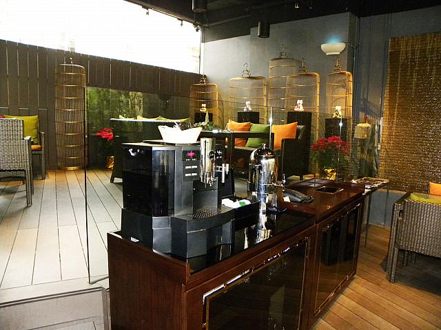 宿泊客ならコーヒーなどは無料です
