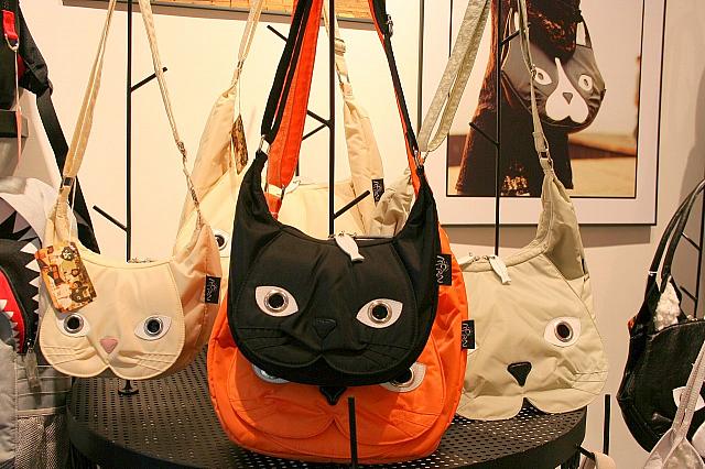 うちの子に似てても似てなくても、一つは持ちたい猫バッグ