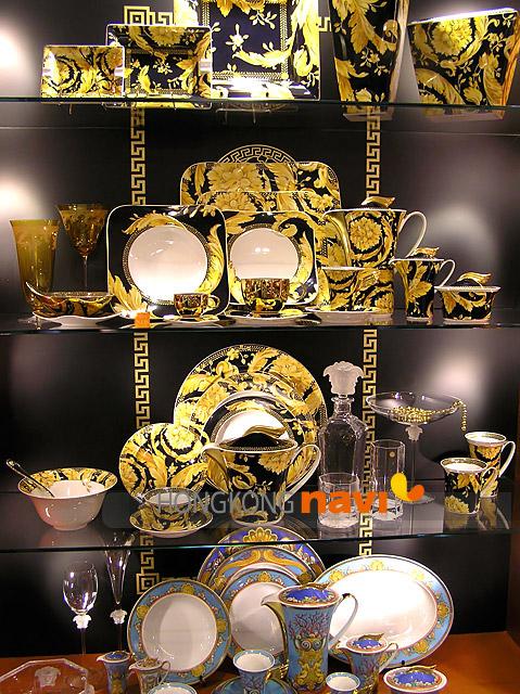 この派手さがお好みのよう